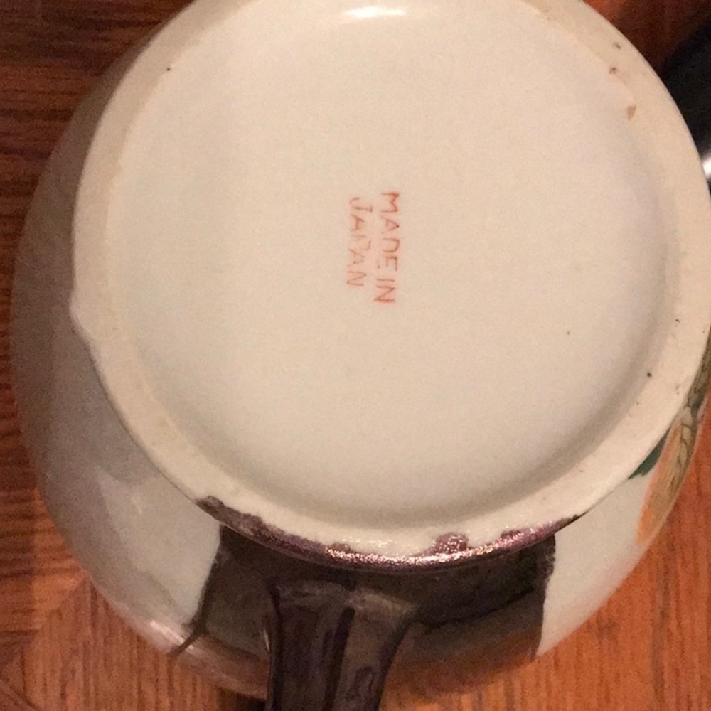 Made in Japan Tea Pot with Rose Design - Picture 13 of 13
